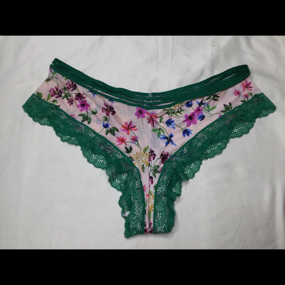 Victoria’s Secret Very Sexy Cheeky Floral Panty XL
